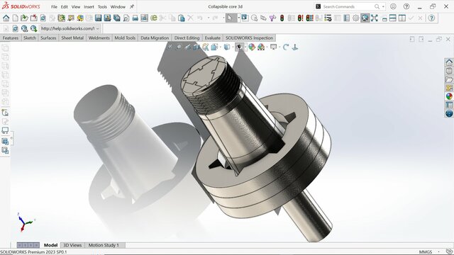 Collapsible core for injection mold